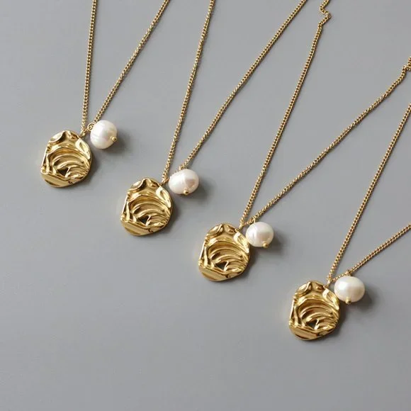 NEW 18K Gold Plated Rose Flower Fresh  Water Pearl Necklace - Picture 4 of 9